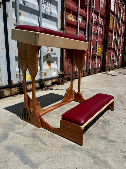 The Idol Kneeler